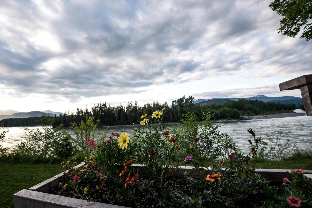 Skeena River House Bed&Breakfast Terrace Buitenkant foto