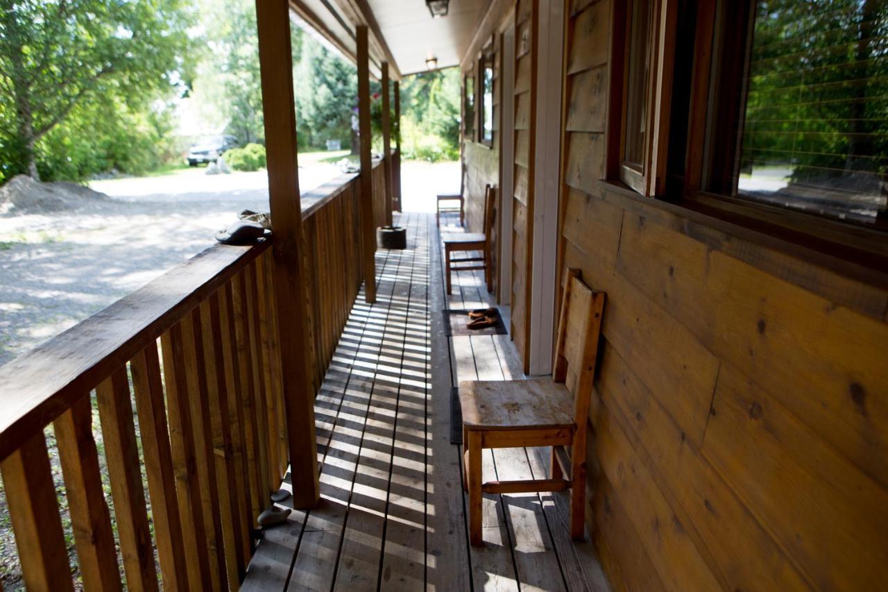 Skeena River House Bed&Breakfast Terrace Buitenkant foto
