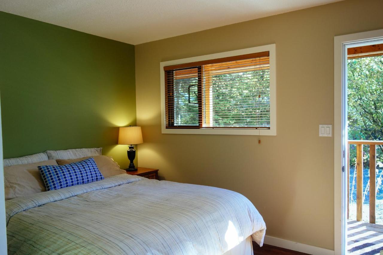 Skeena River House Bed&Breakfast Terrace Buitenkant foto